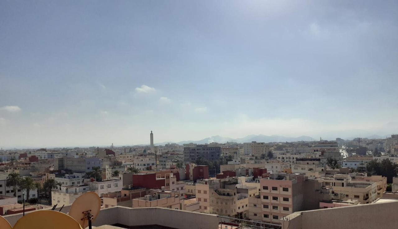 Residence La Corniche Etage 4 Nador Exterior foto